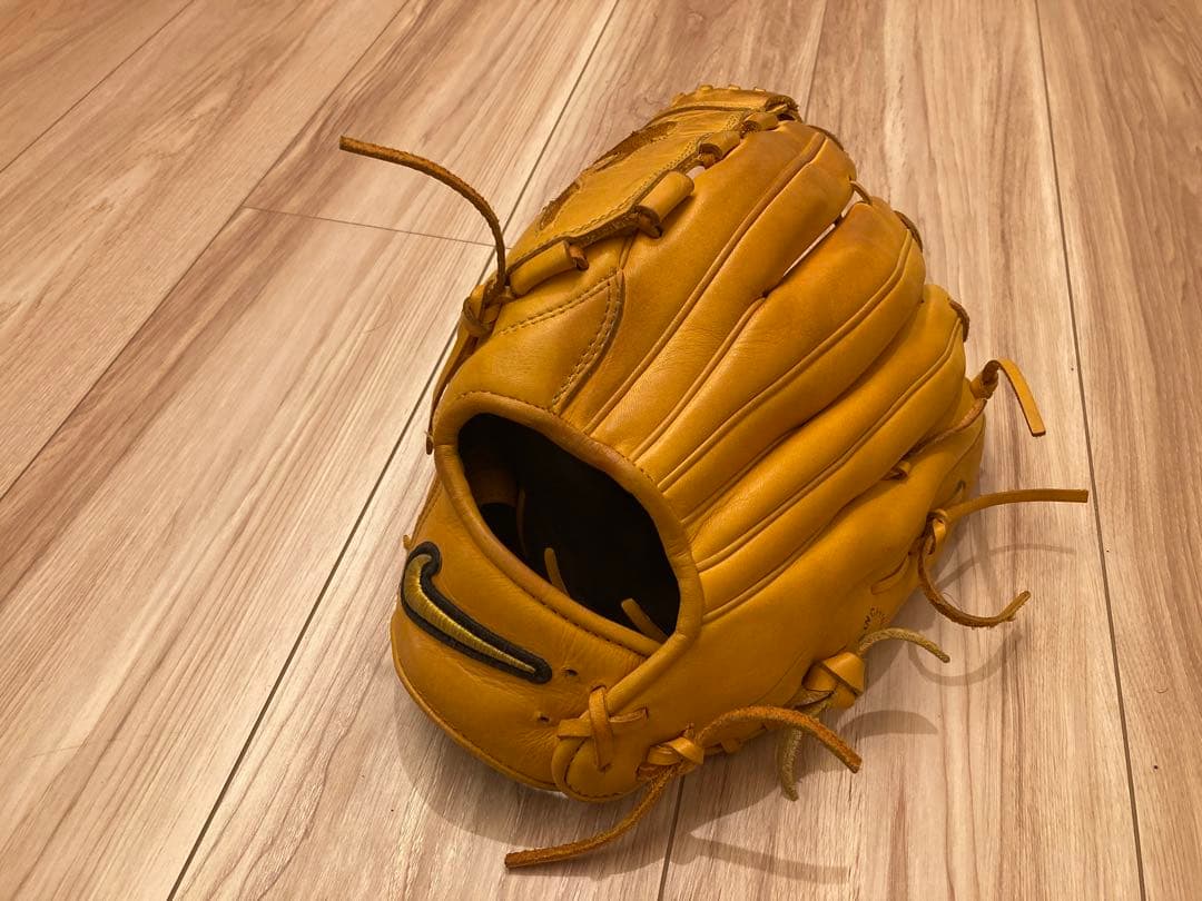 Nike SIGNATURE 軟式グローブ 左投げ用　上原モデル