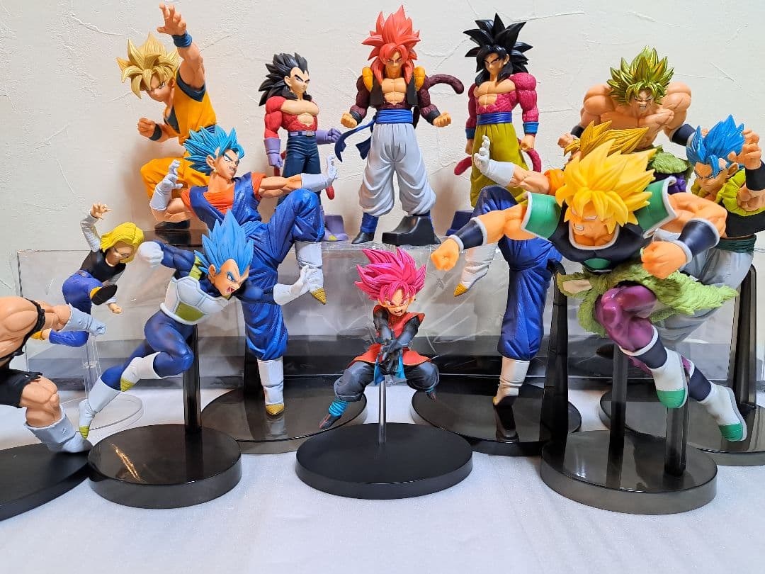 ドラゴンボール フィギュアまとめ売り 孫悟空 ベジータ ブロリー 13体セット