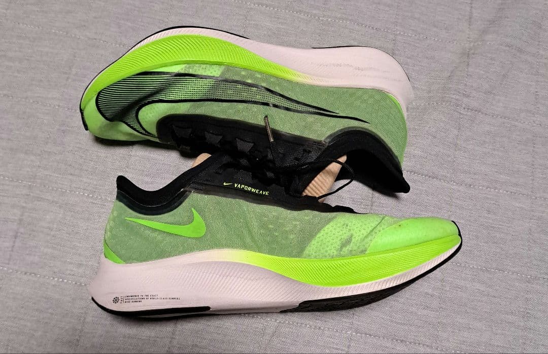 NIKE ナイキ　ランニングシューズ　ZOOM FLY 3　27.0cm