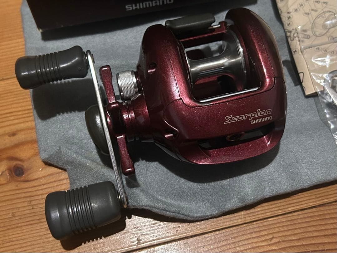 動作良好　シマノ スコーピオン1500 右巻き
