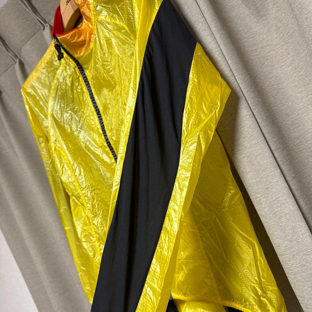 【美品✨】マビック 超軽量ウインドブレーカー （M）
