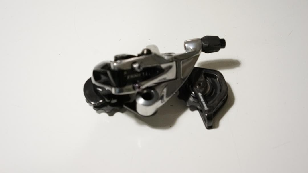 SRAM RED リアディレイラー