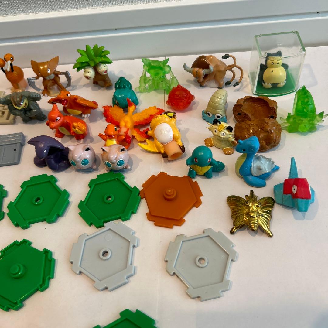 ポケモン 初期 ガチャガチャ レトロ ジオラマ ポケモンセンター レア