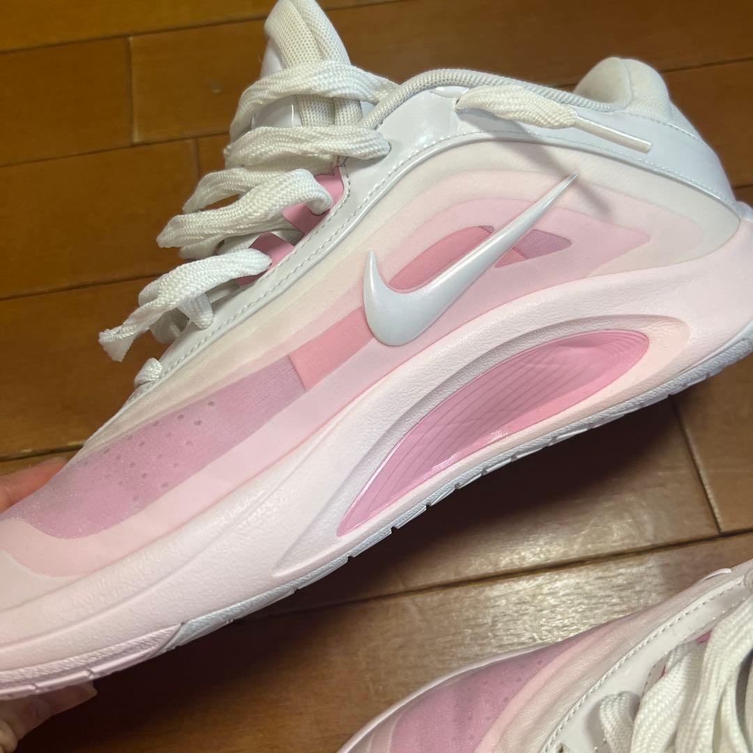 ボール Nike Women's A'One Birthday Cake 26.5cm