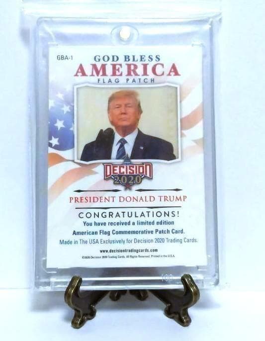 【お宝品】アメリカ大統領 ドナルド・トランプ 国旗パッチカード
