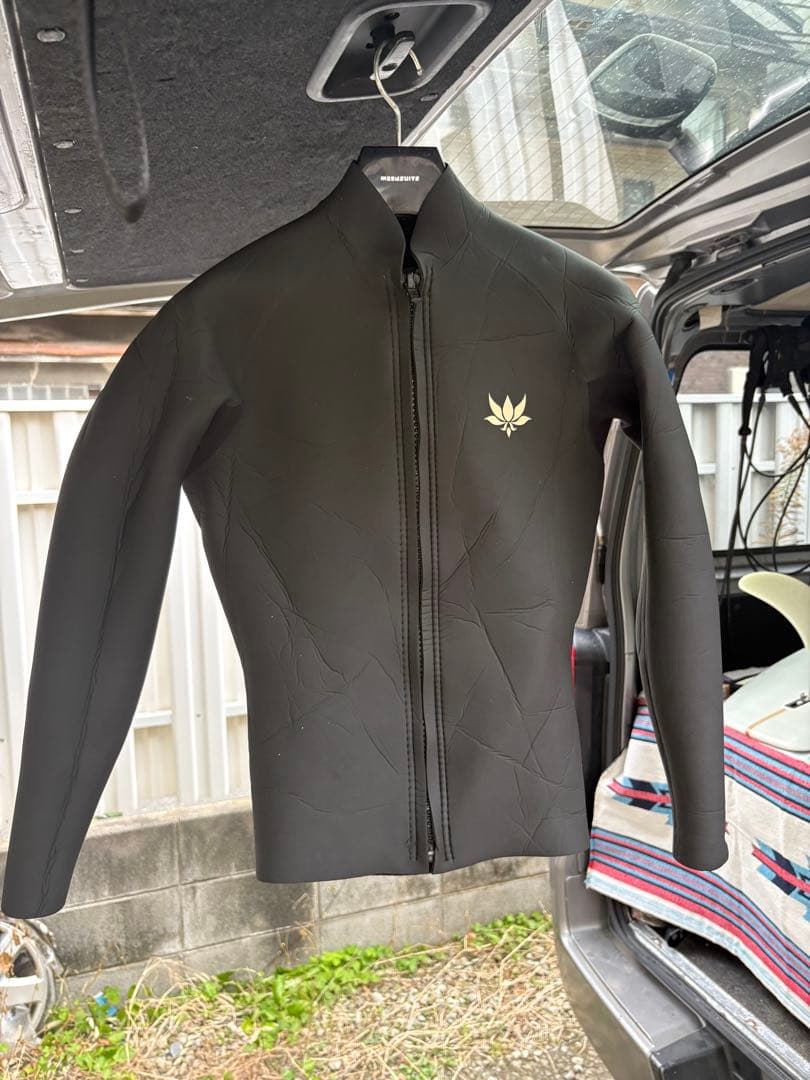 AXXE classicウエットスーツLサイズ