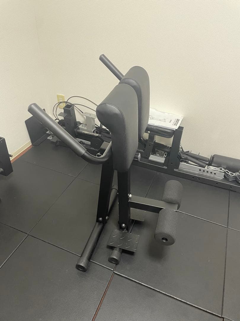 バックエクステンションベンチ