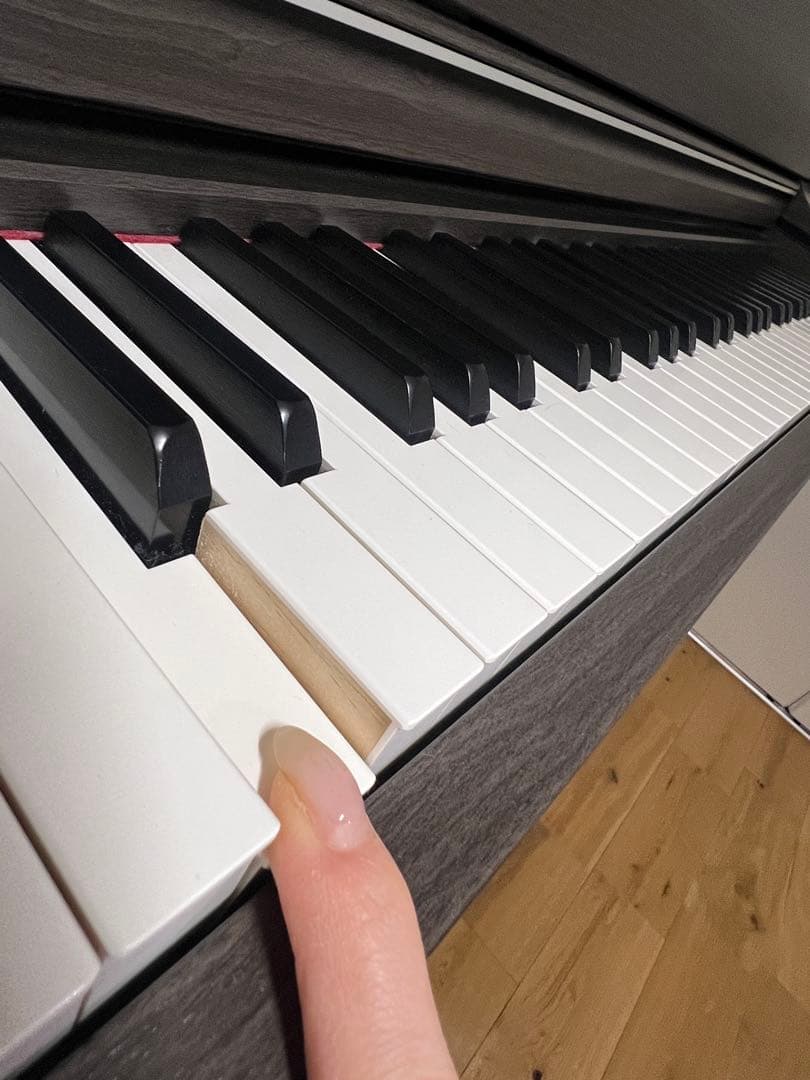 Yamaha 88鍵電子ピアノ ダークウッド 椅子付き