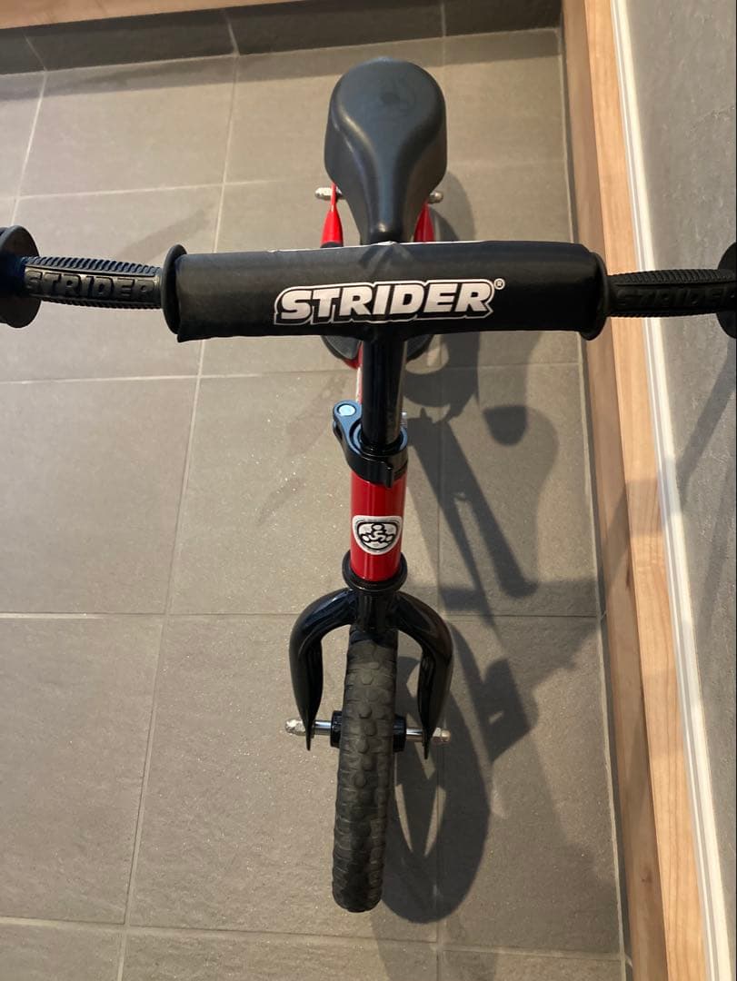 STRIDER ストライダー　スポーツモデル　12インチ