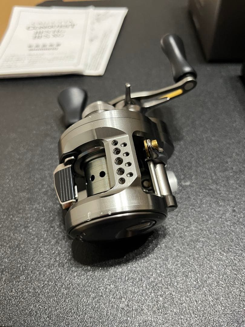 シマノ　23カルカッタコンクエストbfs XG左ハンドル