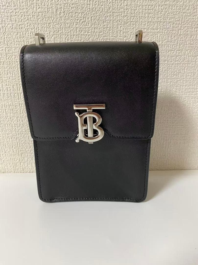 BURBERRY ブラック ショルダーバッグ