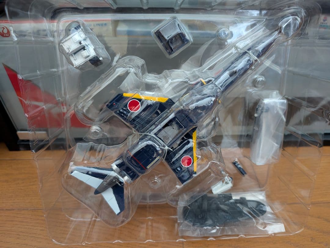 ホビーマスター 1/72 T−2 第21飛行隊 2003年特別塗装機