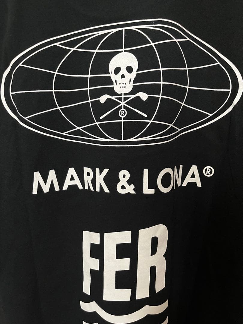マークアンドロナ　Tシャツ ブラック　50 新品　未使用品