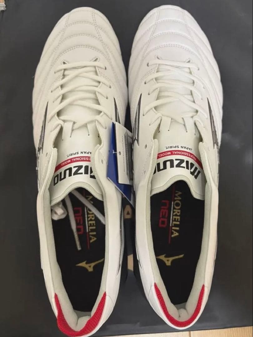 【新品未使用】Mizuno Morelia NEO4 28.5cm