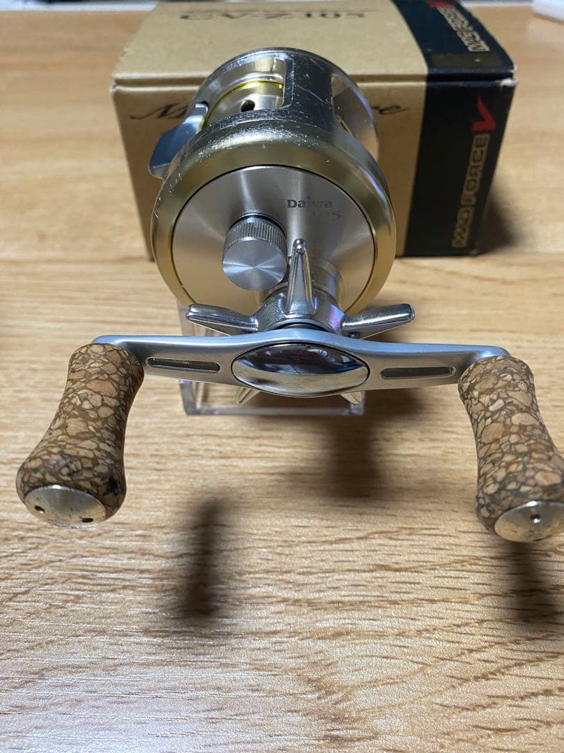 Daiwa Millionaire CV-Z105 ミリオネア