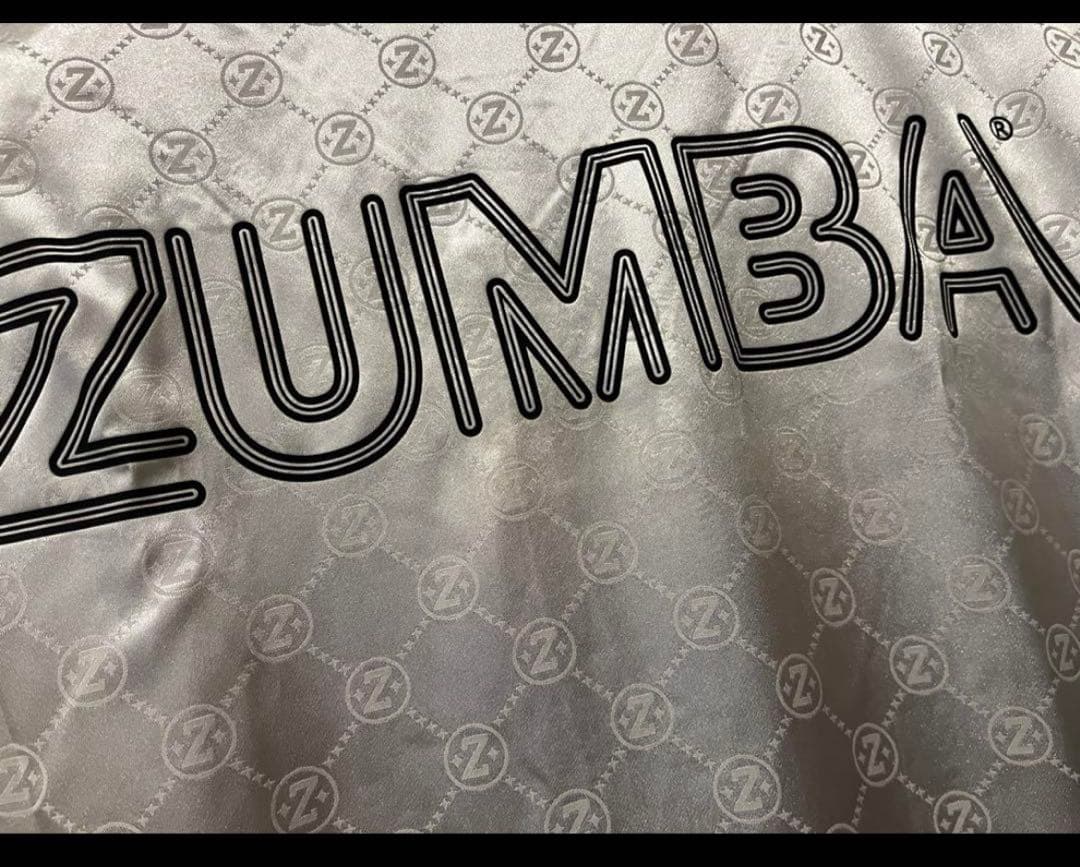 超美品！ZUMBA 正規品　ズンバ　半袖　トップス　サイズL