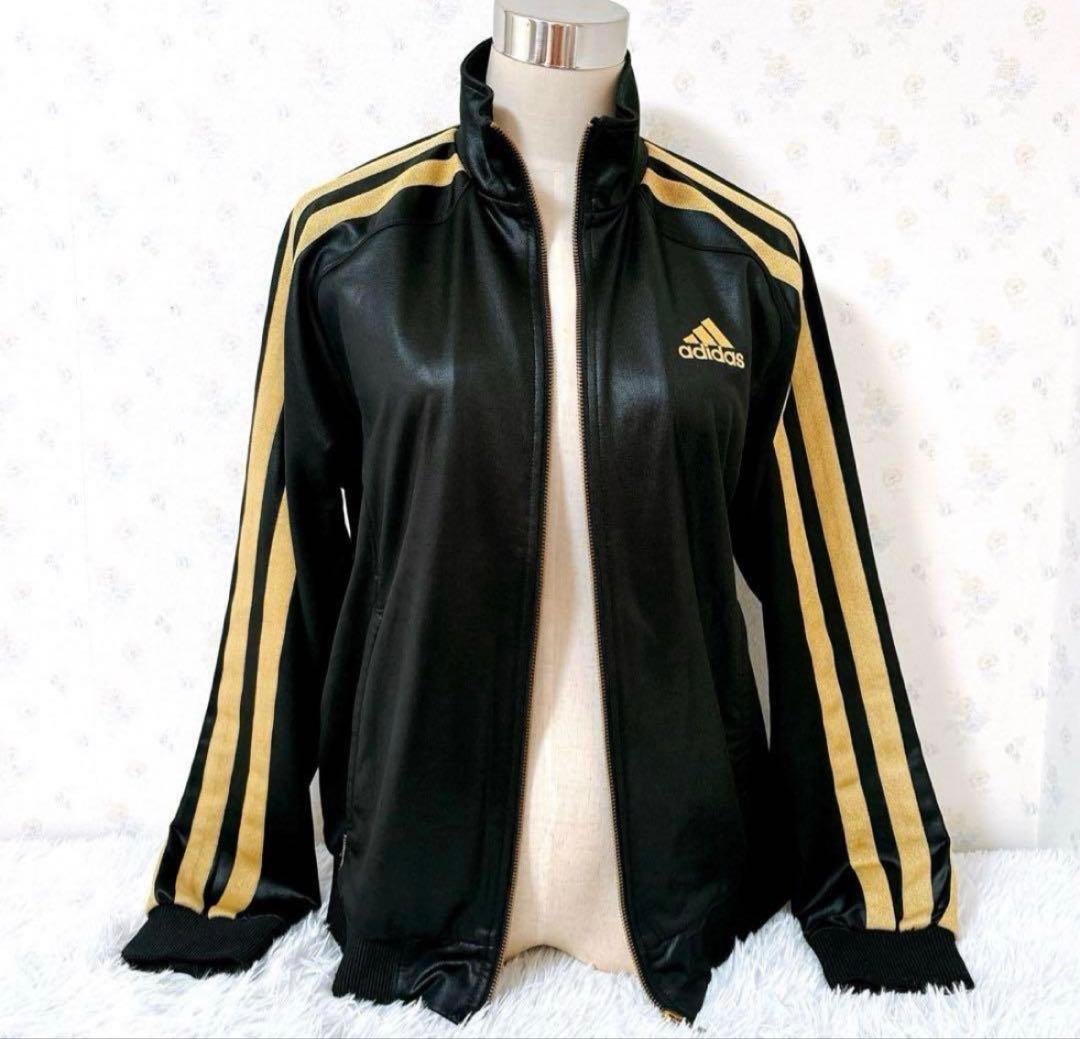 【adidas】ジャージ 上下セット ブラック×ゴールド　スポーツウェア S