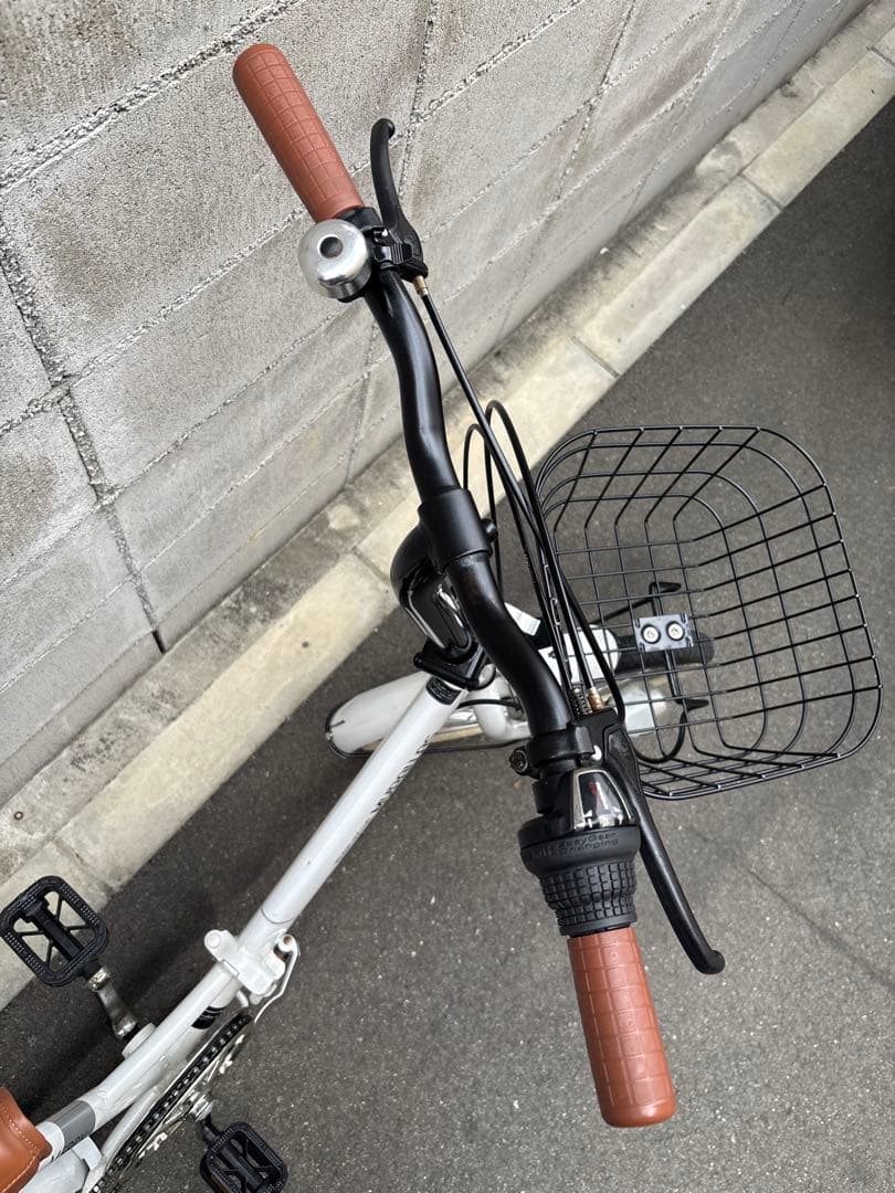折りたたみ自転車　White