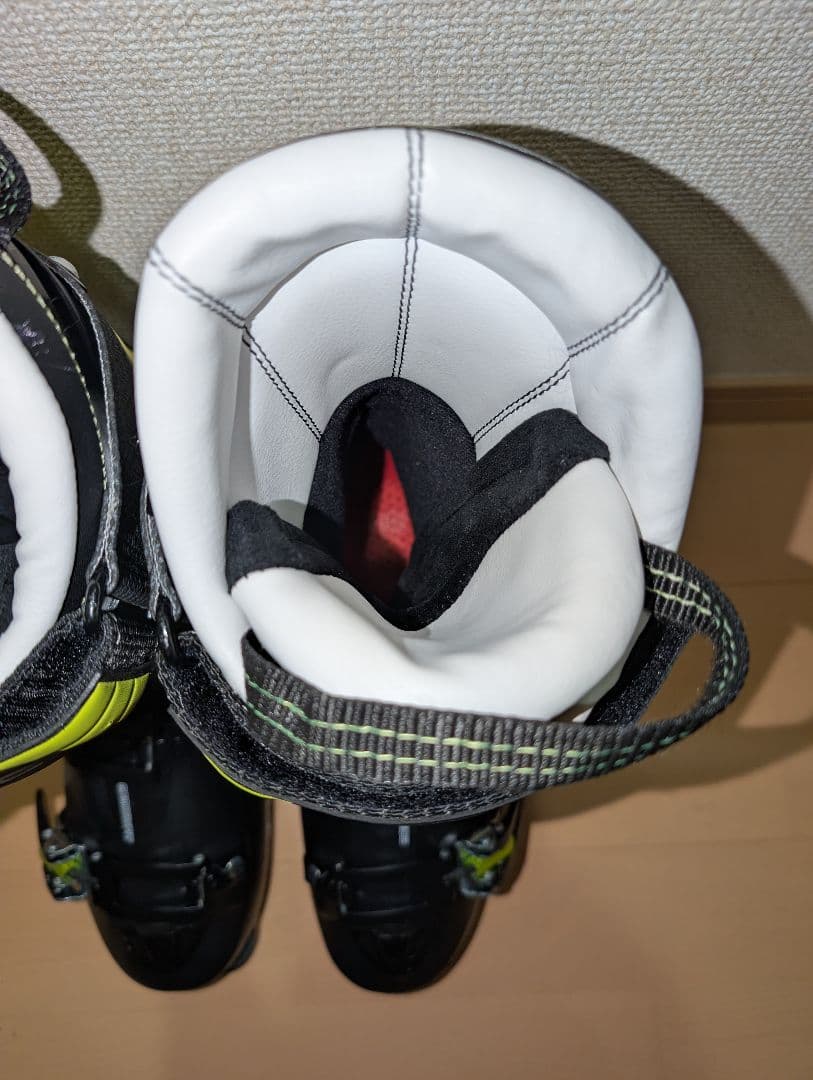 【中古品】ATOMIC HAWX ULTRA 120 スキー ブーツ