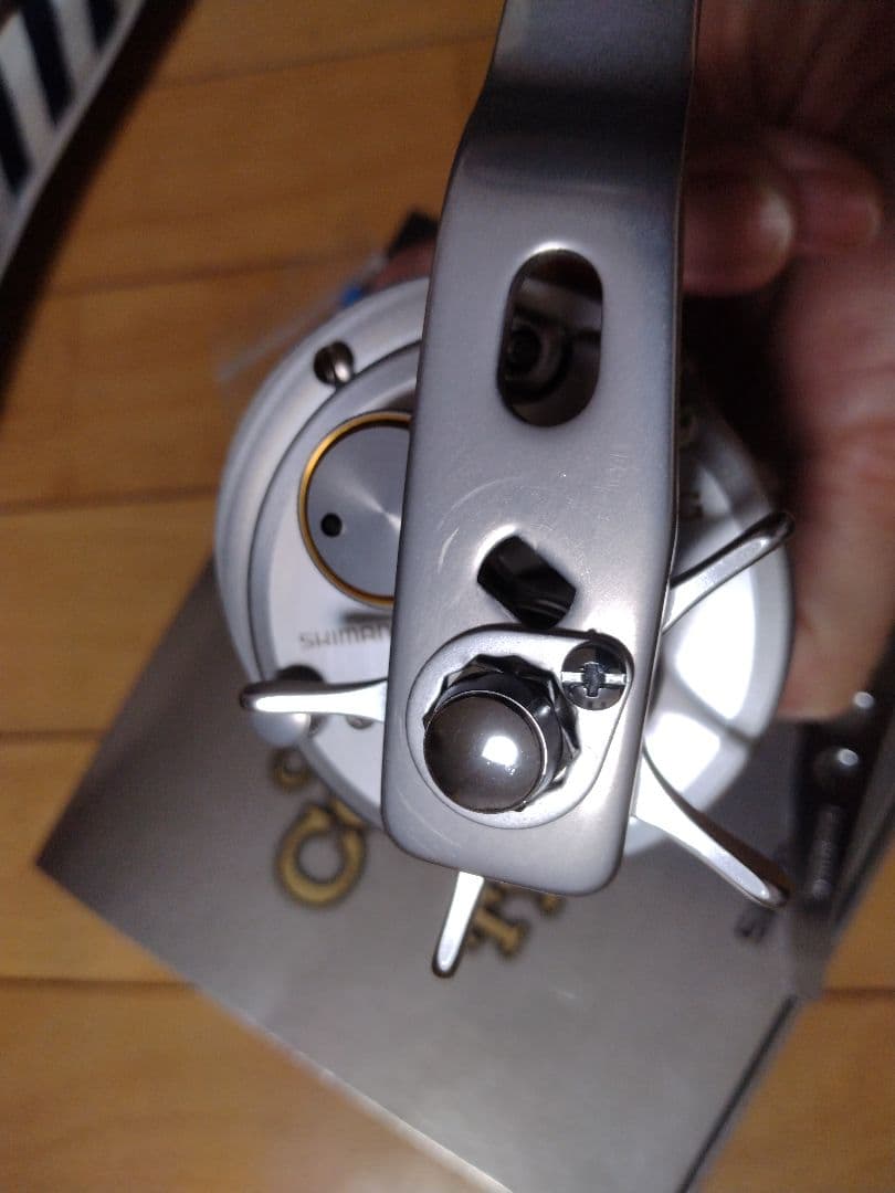 シマノ　SHIMANO オシア カルカッタコンクエスト300タイプJ-HG