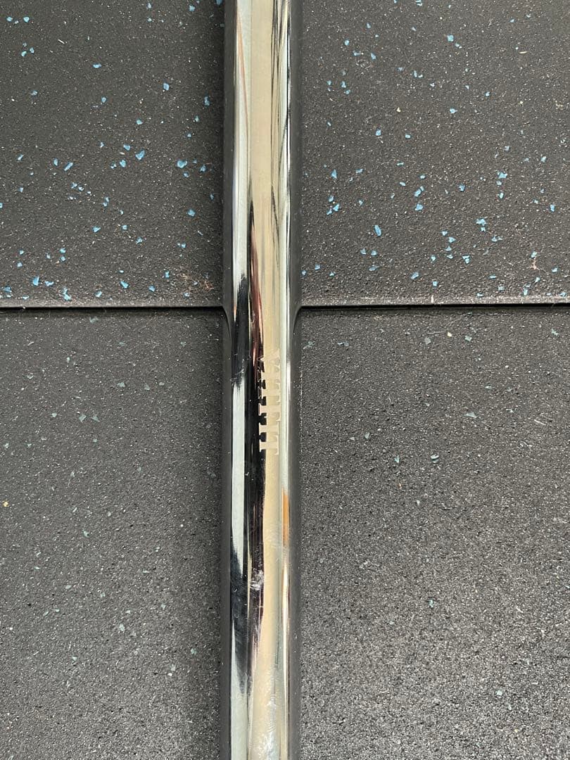 ★残り1本★送料無料★バーベル 180cm 28mm ベンチプレス スクワット