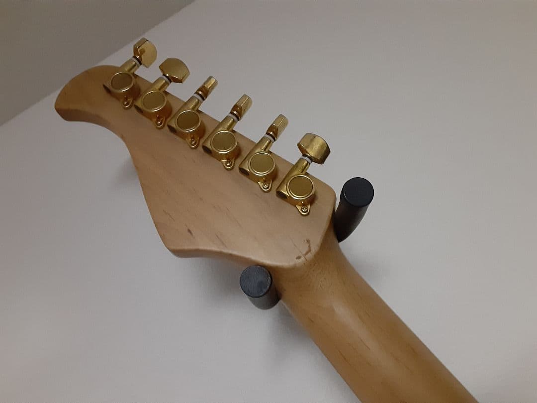 メルカリ便　anboy アンボイ　エレキギター　弦新品　ソフトケース付き