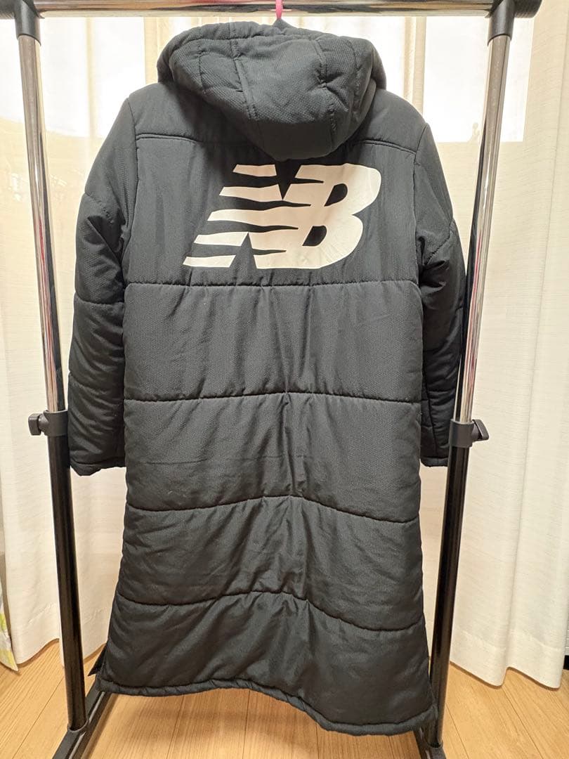 【新品未使用】new balance ベンチコート 160JPN 黒
