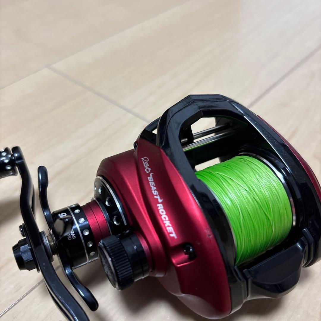 リール Abu Garcia REVO BEAST ROCKET 9.2:1