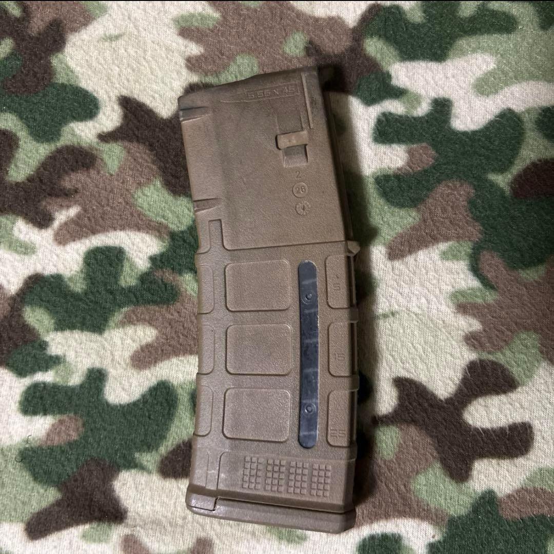 米軍実物　MAGPUL PMAG 30 窓付き　マグプル Pマグ11