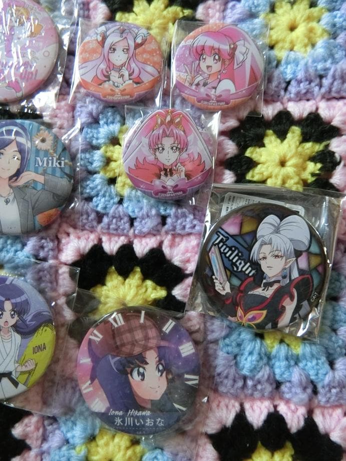 プリキュア　缶バッジ　セット