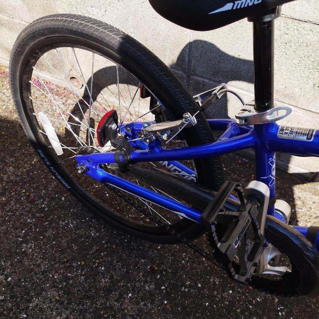 MON EXPERT BMX 20インチ 青