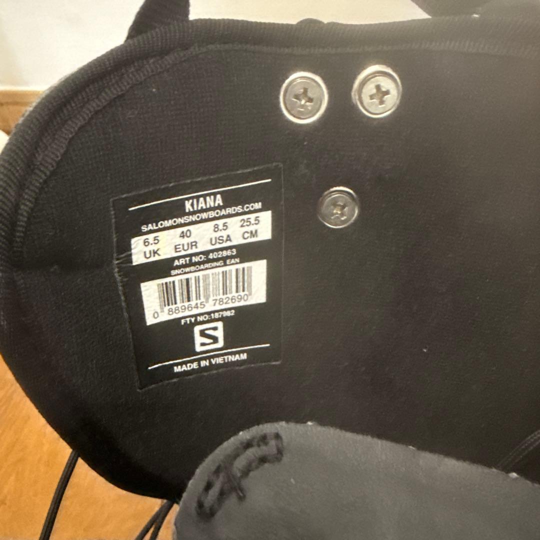 草*剣様 Salomon スノーボードブーツ ブラック&ブーツバッグ赤