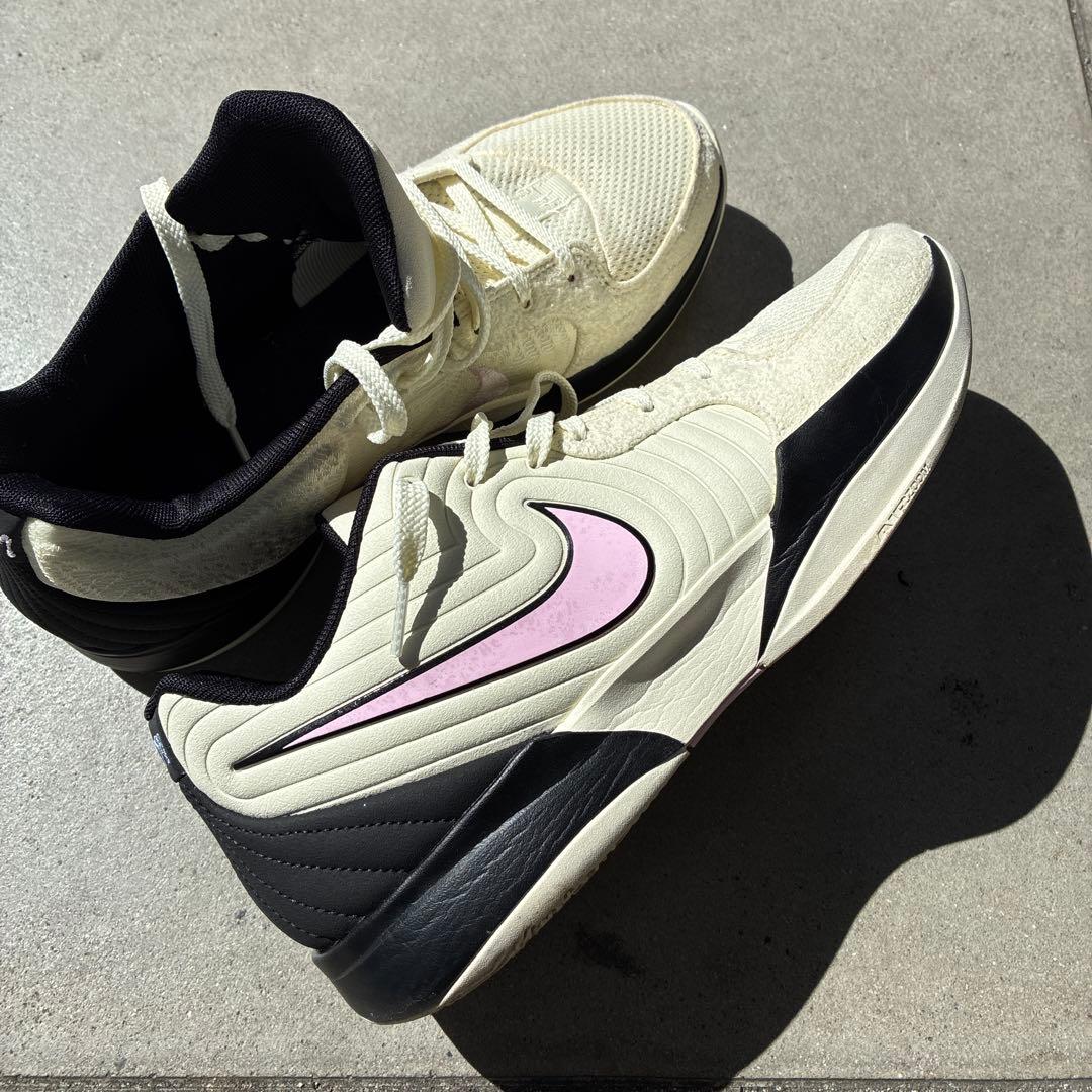 Nike バスケットボールシューズ クリーム/ブラック NIKE JA2