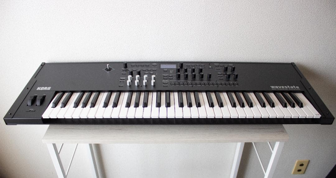 KORG wavestate SE 61鍵盤 美品 純正ケース付 ソフト未使用