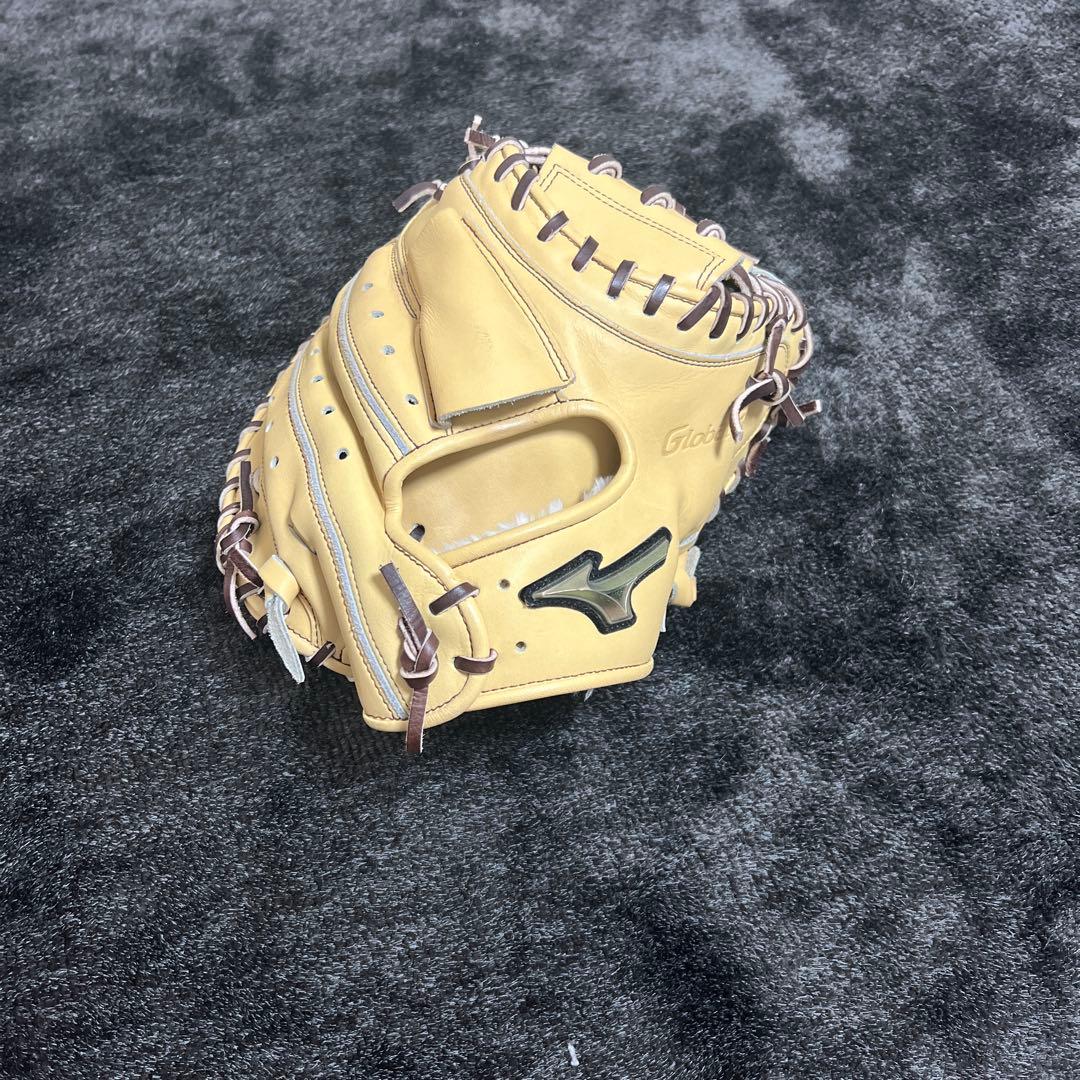 Mizuno Global Elite 軟式グローブ ベージュ