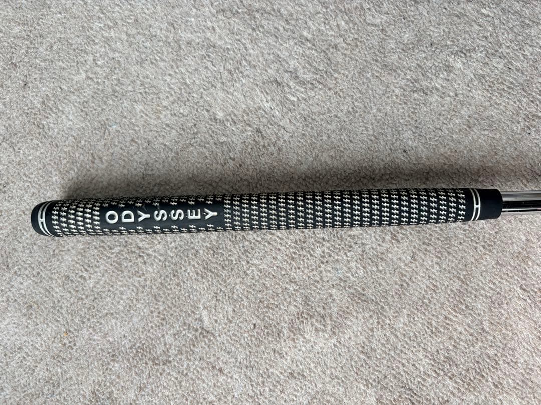 初代 Odyssey White Hot #7 パター 2ドット