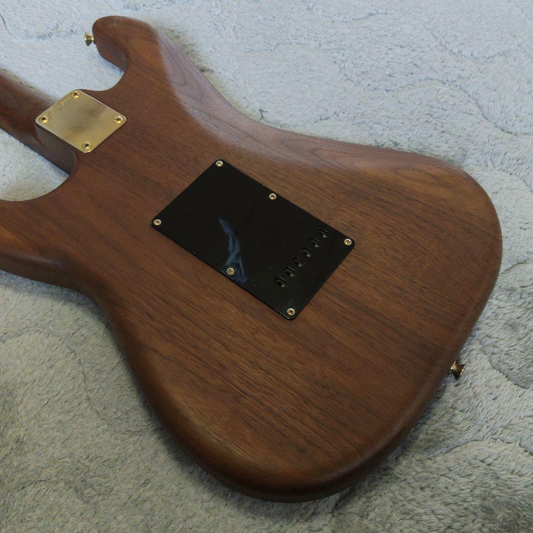 FENDER JAPAN　ST62-115WAL　ストラトキャスターエレキギター
