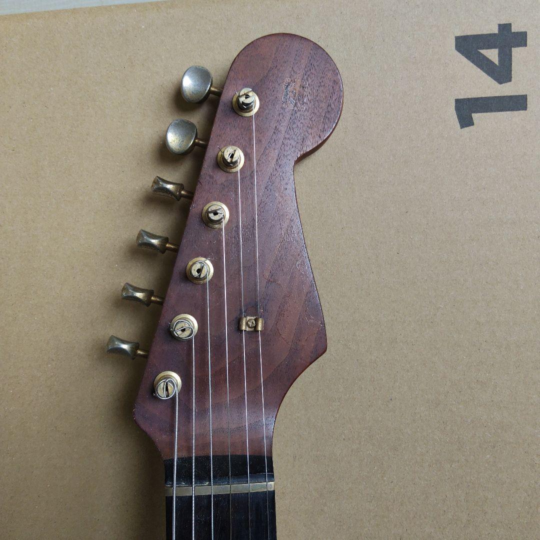 FENDER JAPAN　ST62-115WAL　ストラトキャスターエレキギター