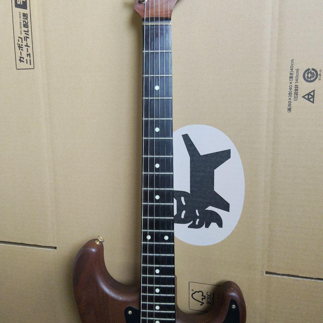 FENDER JAPAN　ST62-115WAL　ストラトキャスターエレキギター