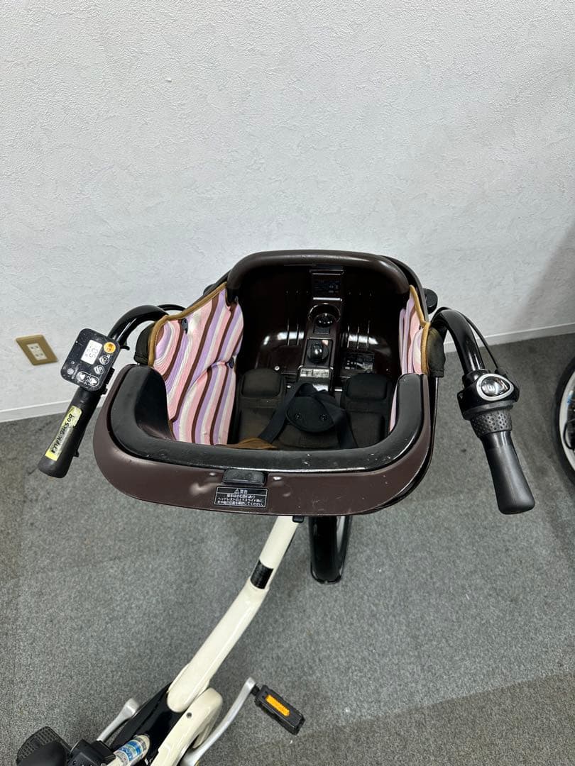 3人乗り電動アシスト自転車　パナソニックギュットミニ　子供乗せシート付き