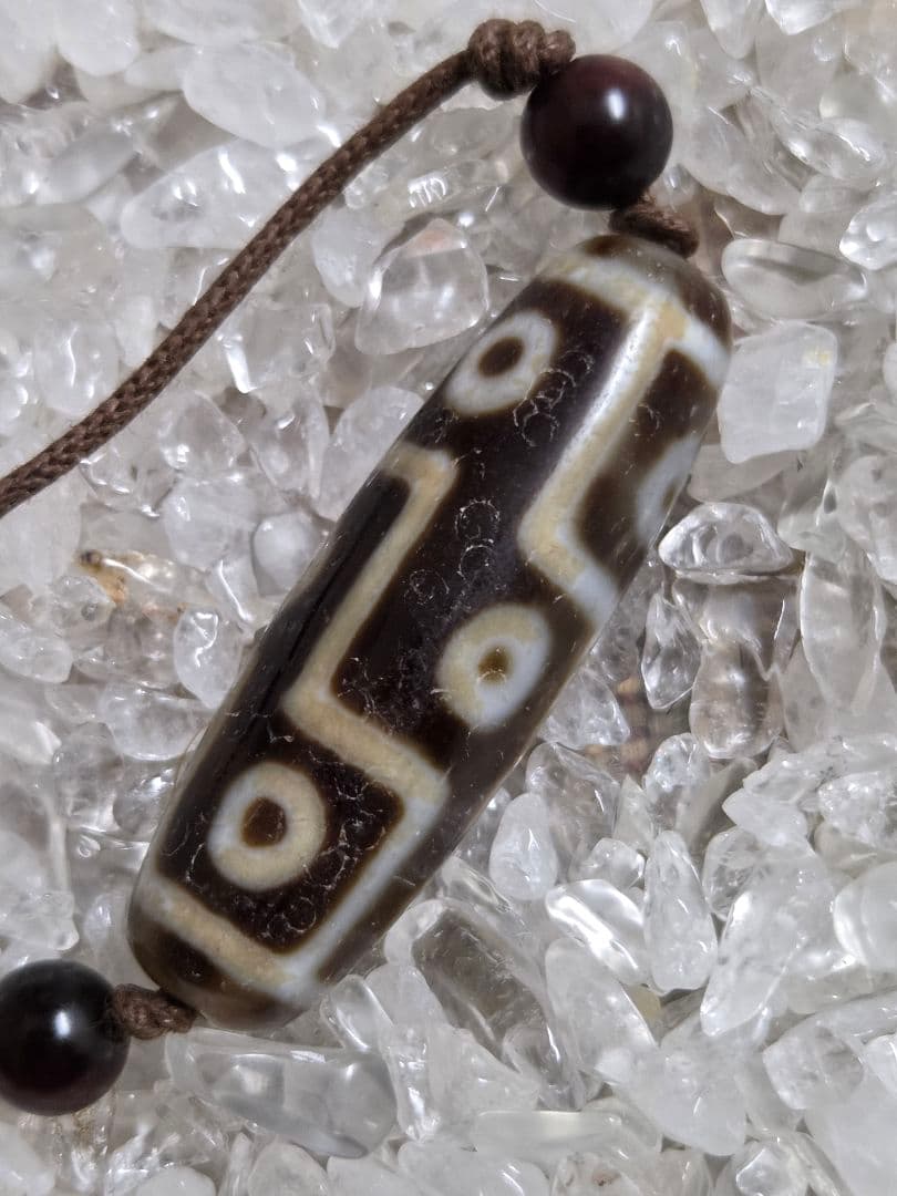 112　天珠　九眼天珠 　馬蹄痕　風化紋　dzibeads　！