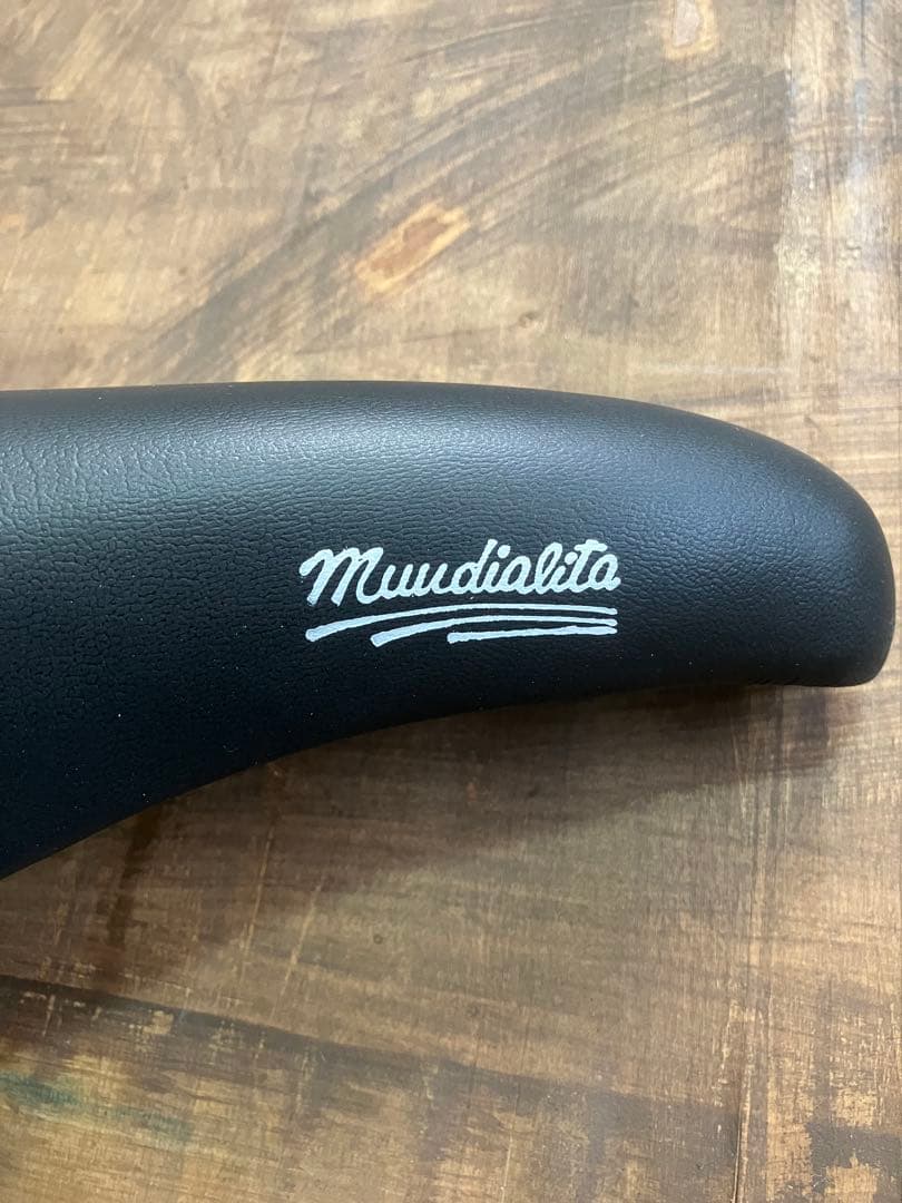 SELLE ITALIA MUNDIALITAサドル ブラック　AA2