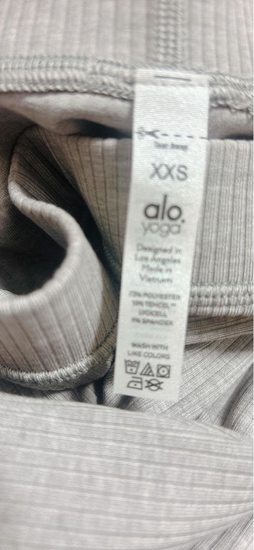 aloレギンスRibbedHighWaist7/8BlissfulLegging