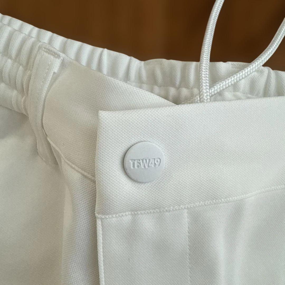 【新品未使用】TFW49 ホワイト白MULTI PANTSマルチパンツLサイズ